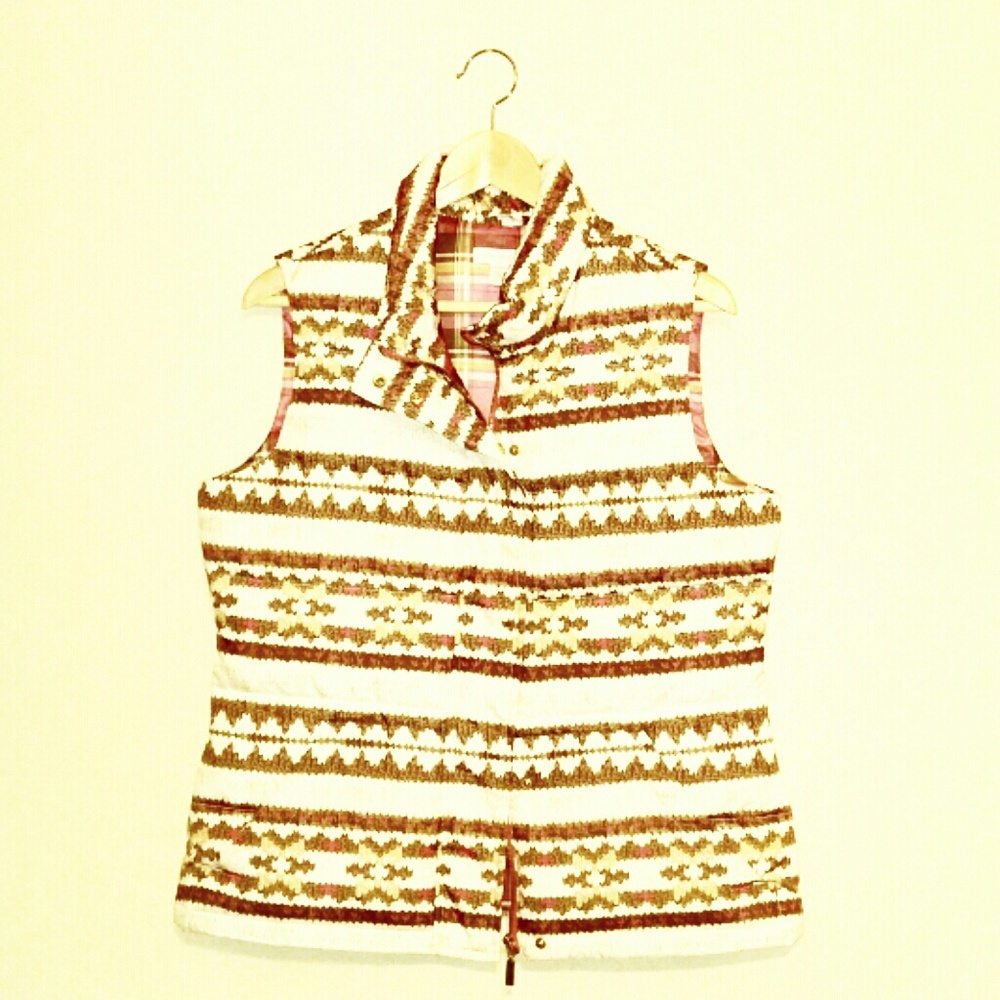 Charter Club Aztec Heart Puffer Vest - Picture 6 of 6